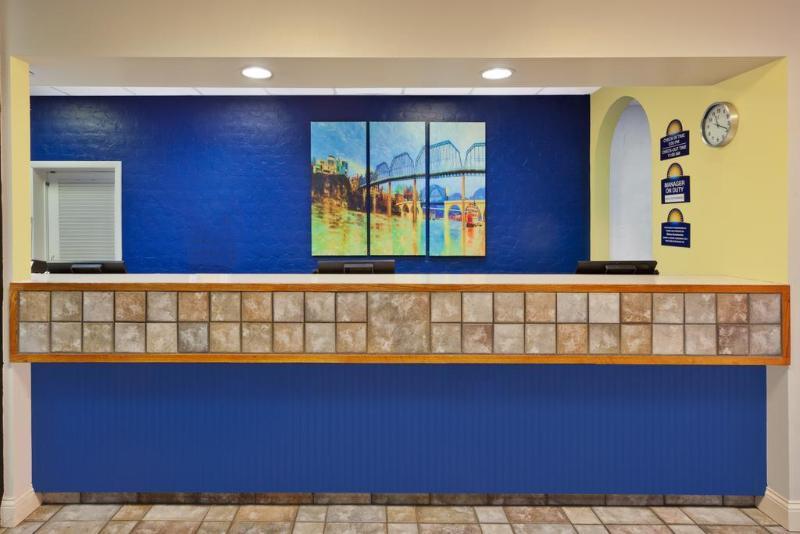 Hotel Bo, A Days Inn By Wyndham Chattanooga Downtown Esterno foto